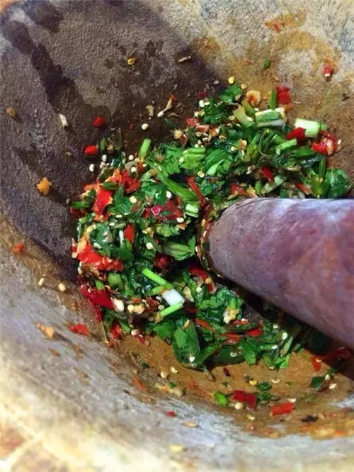 旅游攻略西双版纳美食小吃,西双版纳旅游攻略小吃