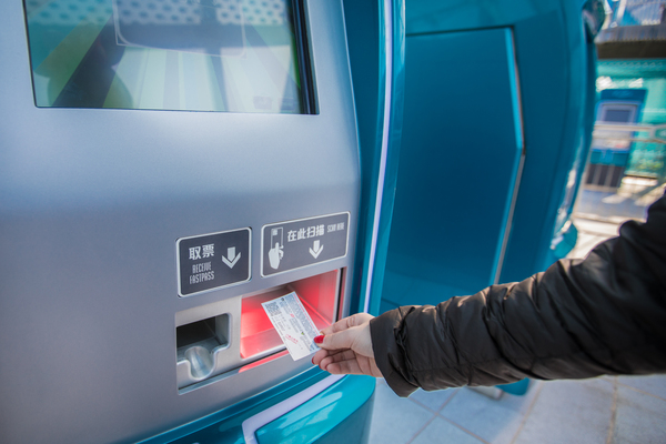 上海迪士尼乐园吃什么比较划算,上海迪士尼酒店住宿攻略