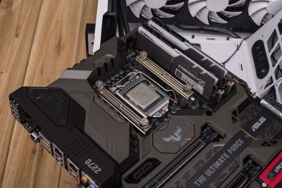 华硕电脑玩生化危机,华硕无畏15i生化危机