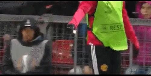 魔力鸟穆里尼奥狂奔,魔力鸟在曼联拿了哪三个冠军