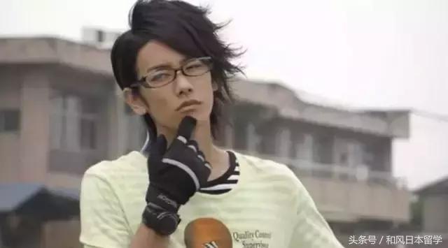 佐藤健17岁到现在的变化,佐藤健有哪几个奖项