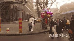 我出柜了，你愿意给我一个拥抱吗？