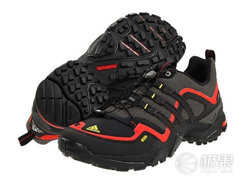 你从不注意的鞋底花纹,却成了乔丹科比封神的“秘密”