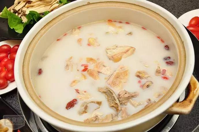 直男别再傻傻叫女朋友多喝热水了,直男们别再回复多喝热水