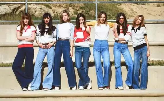 健身风盛行,健身热潮正能量