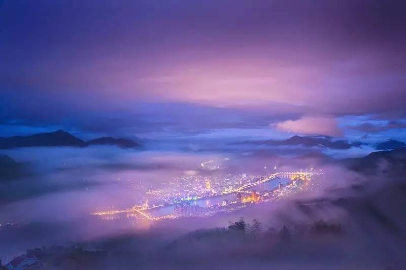 隐藏在贵州大山深处的小香港,隐藏在大山里的小香港