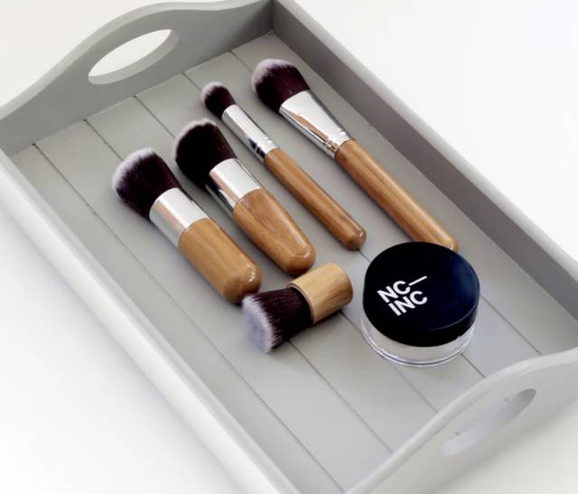 怎么化妆跟男明星一样好看,怎么化妆让人笑喷