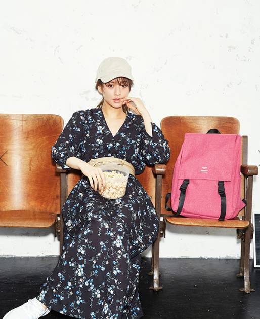 有态度｜谁说双肩包就是年轻人的专利，明明是谁背谁都美啊！