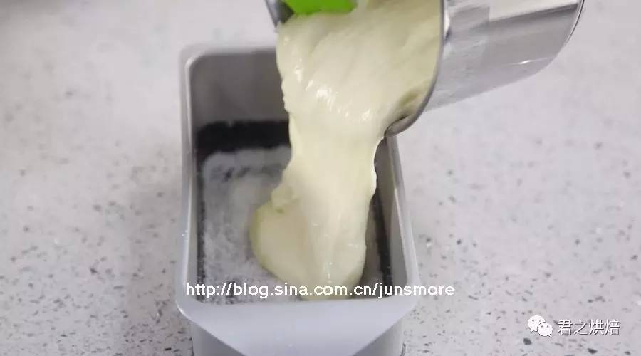 超清新的椰香牛奶小方｜雀巢下午茶时光