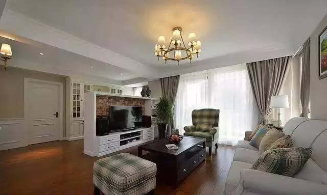 客厅沙发不靠墙的客厅该怎样设计,复式挑空客厅沙发不靠墙背景墙