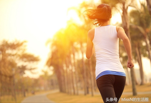 永远不要嘲笑别人的梦想，我们每个人都有更多的可能性