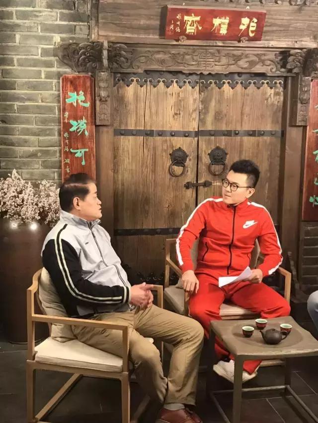 有球必应完整版看徐静雨舌战群儒,有球必应徐静雨首秀