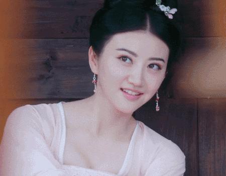 李小璐宝宝用的护肤品 (李小璐同款化妆品60元)