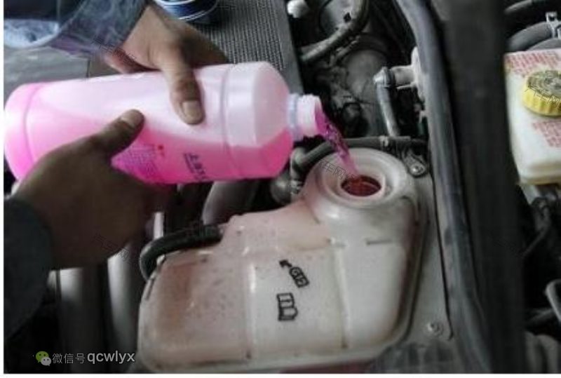 跑高速水温过高是什么原因,在高速上水温过高怎么处理