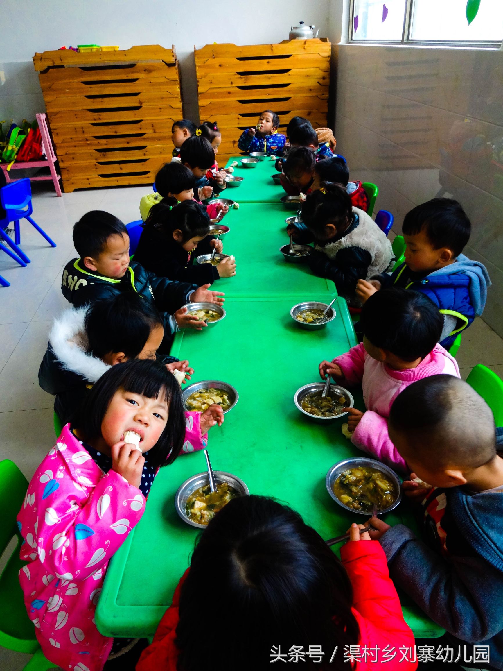 孩子每天在刘寨幼儿园吃什么呢？·孩子成长日记第二期