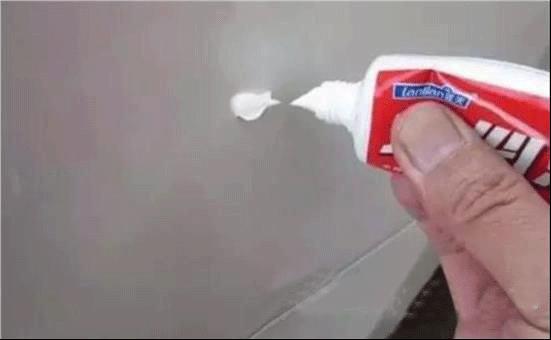 车上的残留胶怎么去除小窍门,车身残留的蜡怎么清洗