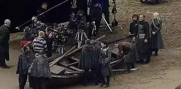 权力的游戏发生在哪,权力的游戏雪诺和野人的关系