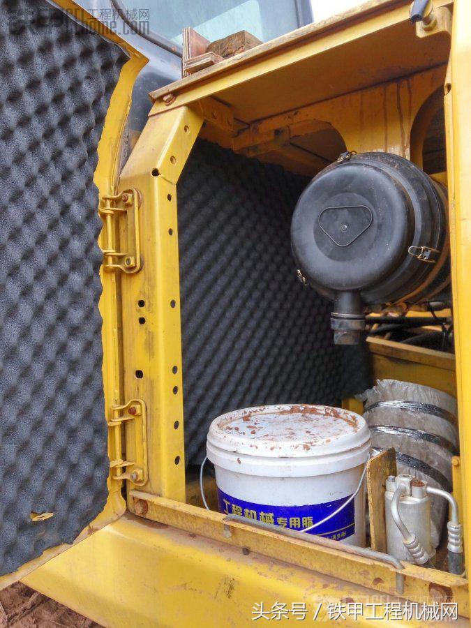 二手小松200-7装车视频,小松200-7老款新款