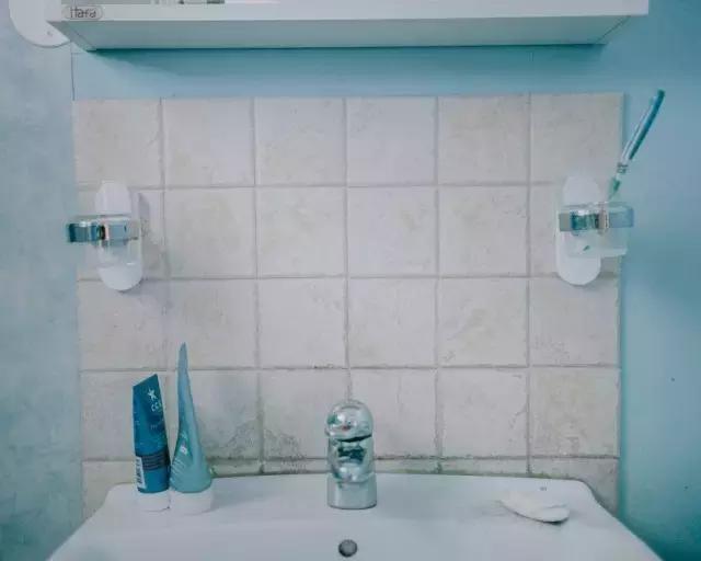 深爱的人最后都要离去,深爱的人走了心空了