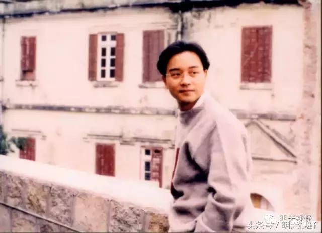 人物——怪你过分美丽，即使错过了你的时代也着迷！