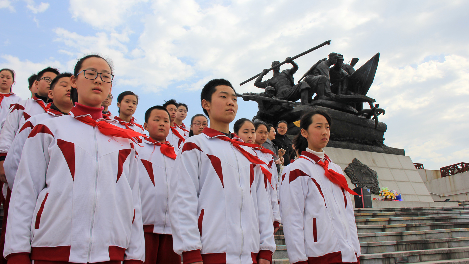 安庆革命先烈事迹,学校缅怀革命先烈新闻报道