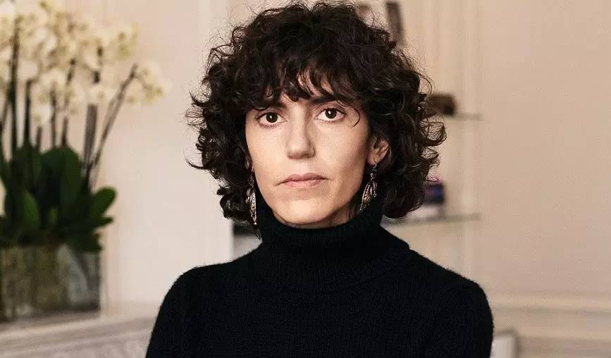 让男朋友买冬天第一个口红,每一个女生都应该拥有的ysl口红