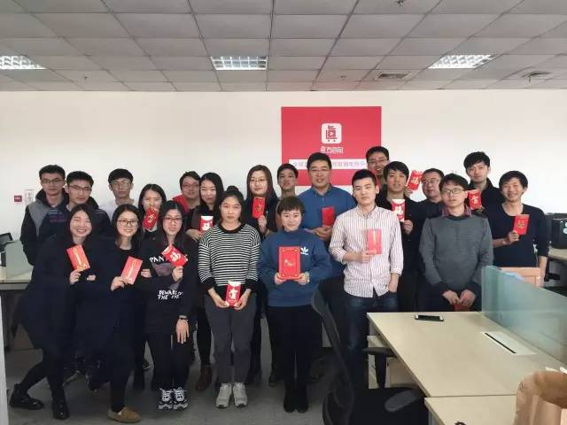 电梯间1分钟吸引小米投资千万，这个退伍老兵要做直播版小红书