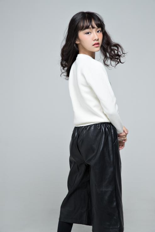 引领时尚潮流的百变小魔女贺美琦酷炫风来袭