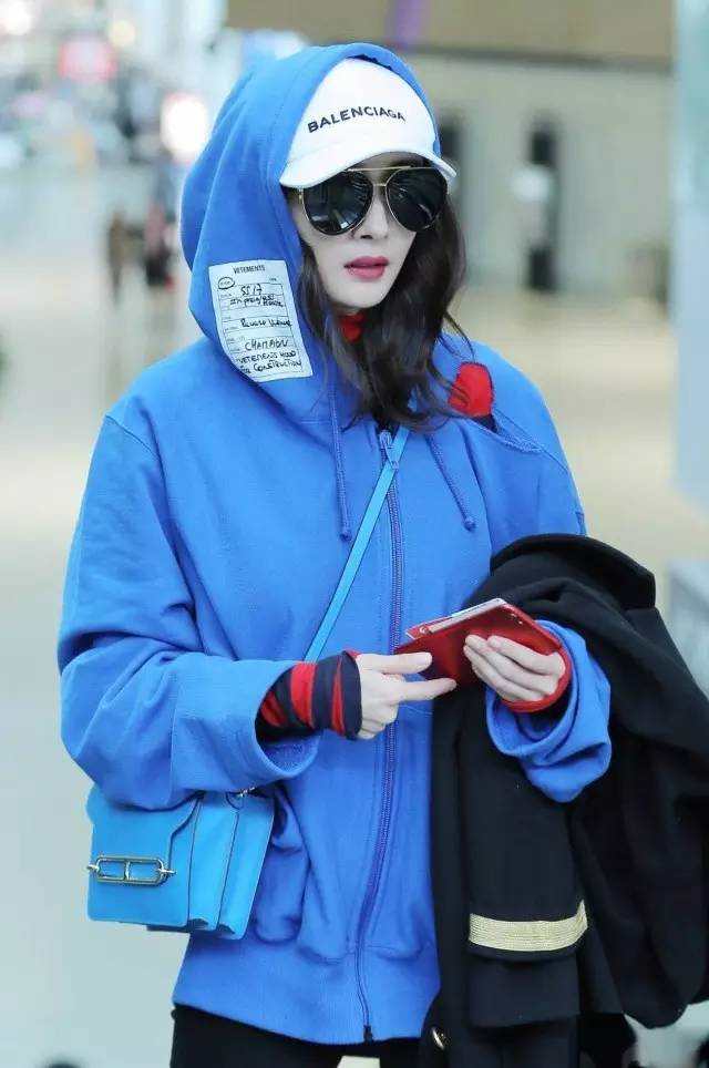 像你爱豆这样为Vetements痴狂