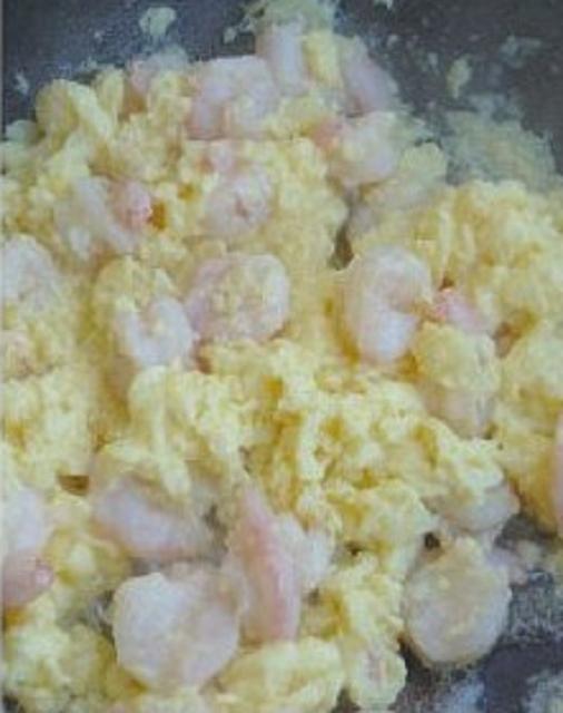 鲜嫩爽滑的滑蛋虾仁怎样才能做到,滑蛋虾仁用什么虾仁