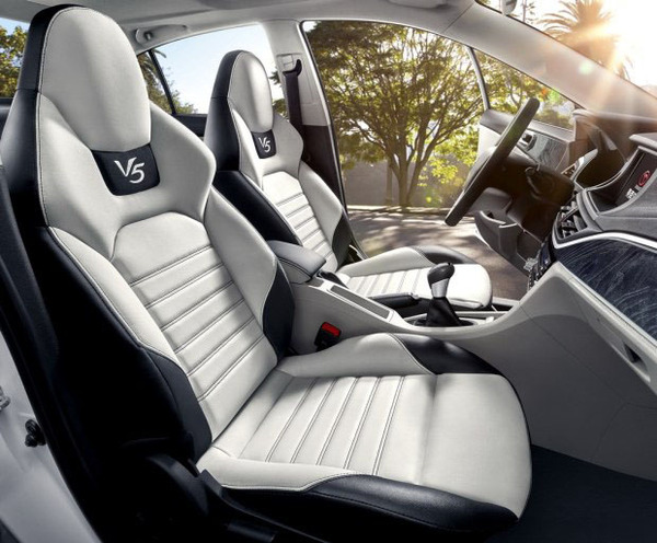 东南汽车菱致v5中控台图解,东南菱致v5后面车标图片