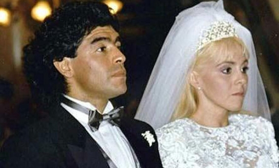 “混球”马拉多纳来华指导校园足球,网友称渣男又来“圈钱”了