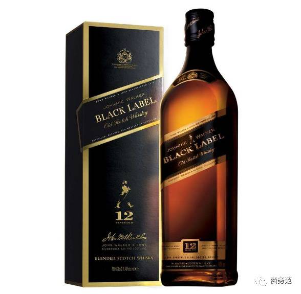 我给3个直男闻了16瓶香水，结果