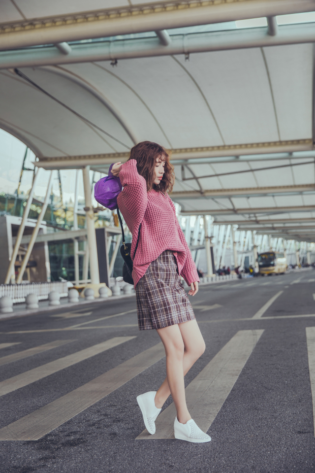 如何选择一款适合自己的小白鞋,拒绝花里胡哨的鞋子