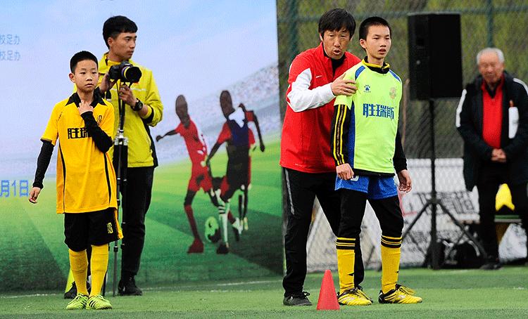 民宿培训,名宿足球指导