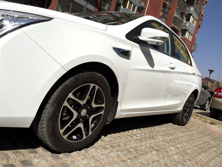 14万公里比亚迪g5,2万多比亚迪g5