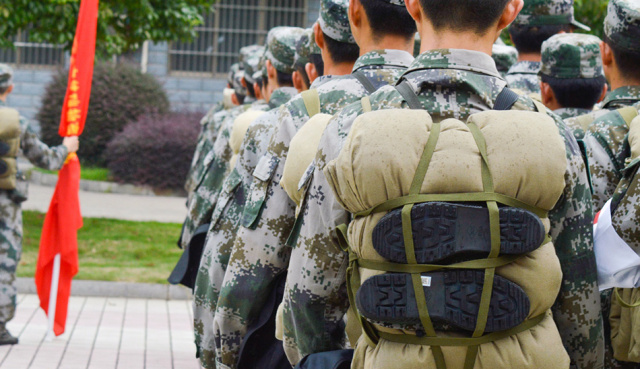 在你眼中当兵是什么样的,在你眼里军人是什么样子的