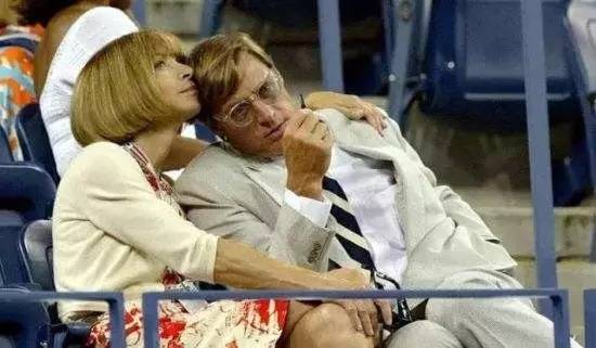 深夜东西｜时尚圈最强联姻，准新娘实力丝毫不输女魔头妈妈