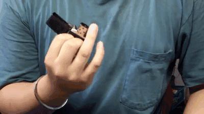 火到爆的玩法,火机花式玩法手指带火教学