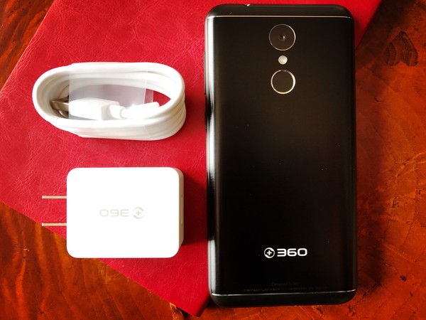 手机配色黑色最经典,360手机n5慕斯黑高配版来袭