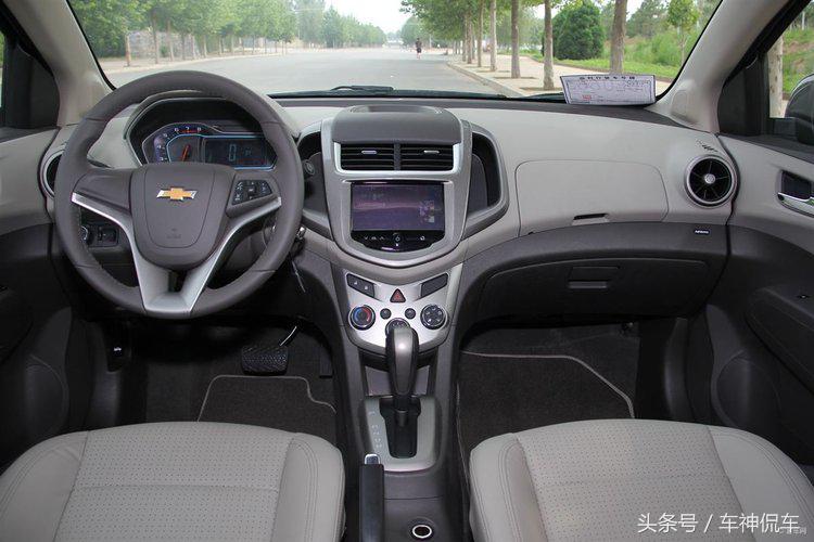 雪佛兰新款爱唯欧,雪佛兰爱唯欧哪款是三缸的