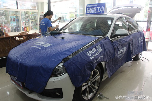 前挡风玻璃裂缝可以用502胶水吗,uv无影胶修补汽车前挡风玻璃裂缝