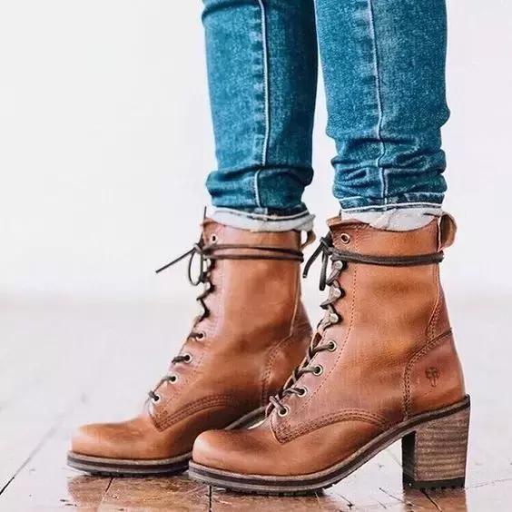 下雨天穿什么鞋子能防水,下雨穿什么防水鞋套好看