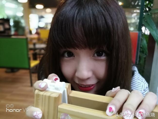 荣耀v9对比荣耀9拍照效果,荣耀v9拍人像效果