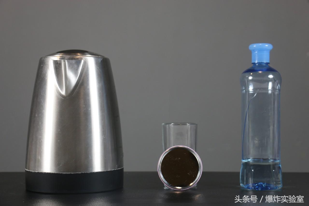 防止浴室镜子起雾妙招,洗澡间镜子用什么擦不会起雾