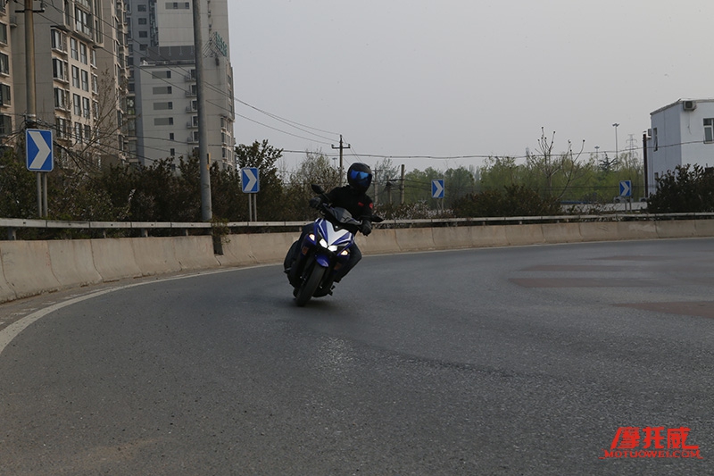 nvx155雅马哈踏板,雅马哈nvx155试驾