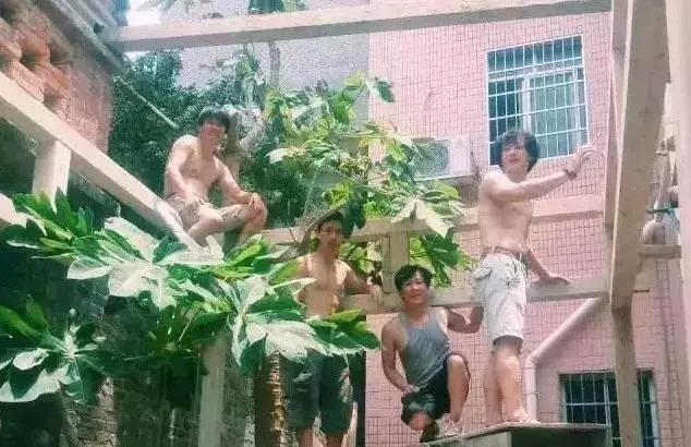 不用逃离北上广，他花10万任性改造租来的破院照样活得率性精彩