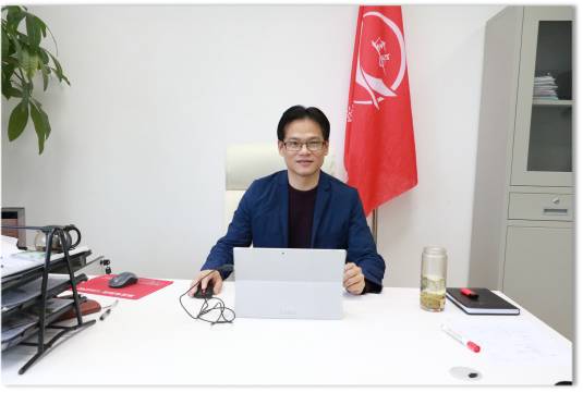 不烧钱却要玩转互联网运力交易，他如何实现“农村包围城市”？