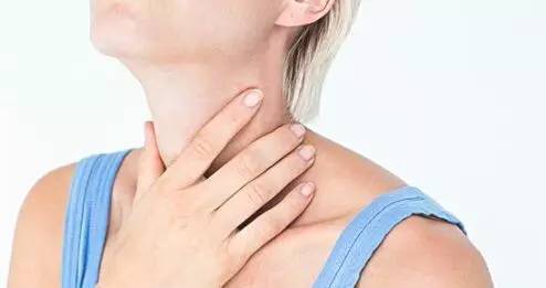 男子因打鼾呼吸暂停而死亡,男人喝醉酒打呼噜憋气视频