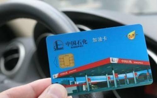 4s店大礼包靠谱吗,4s店要求购买大礼包是什么情况